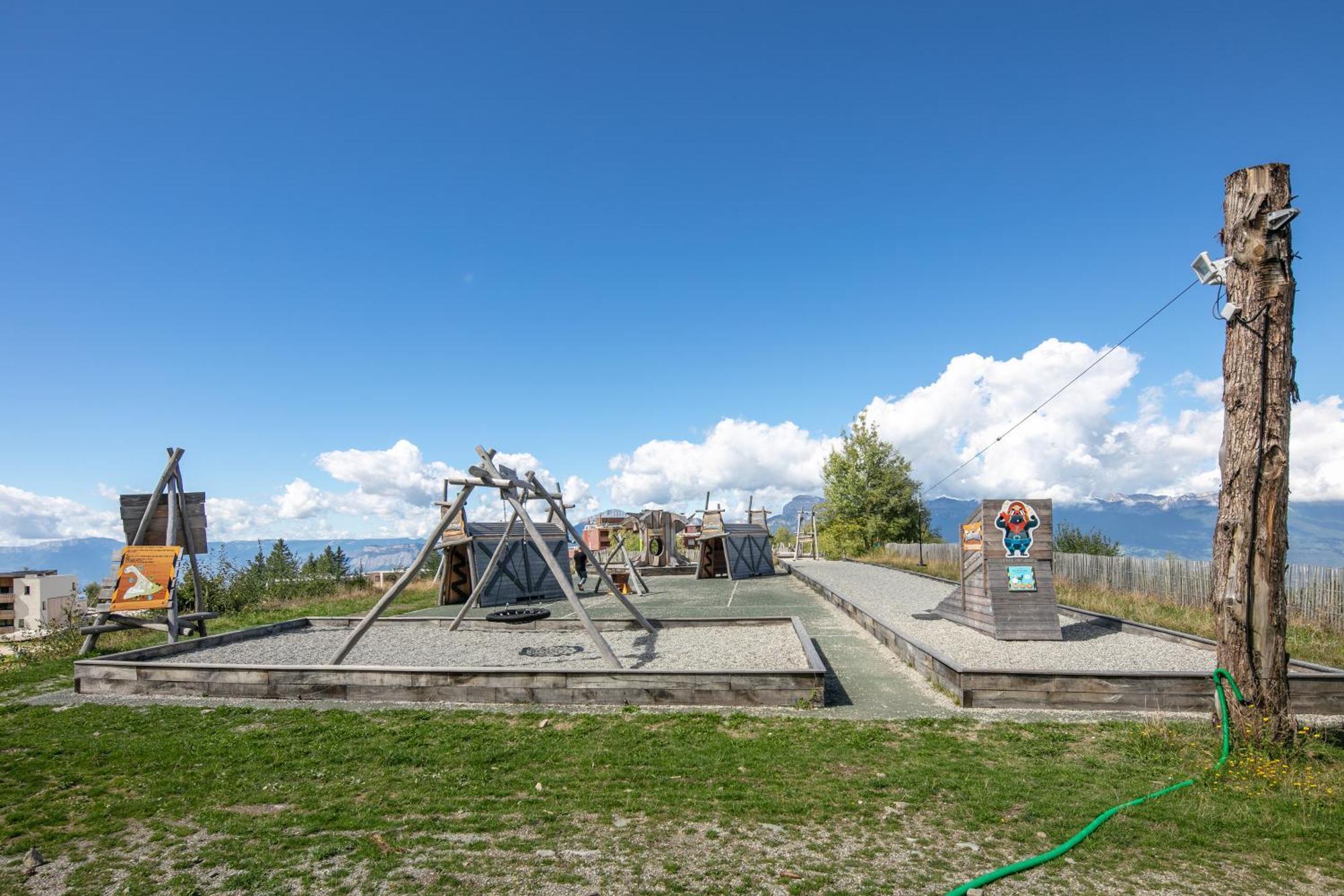 ホテル Vvf Les 7 Laux Massif De Belledonne プラプテル エクステリア 写真