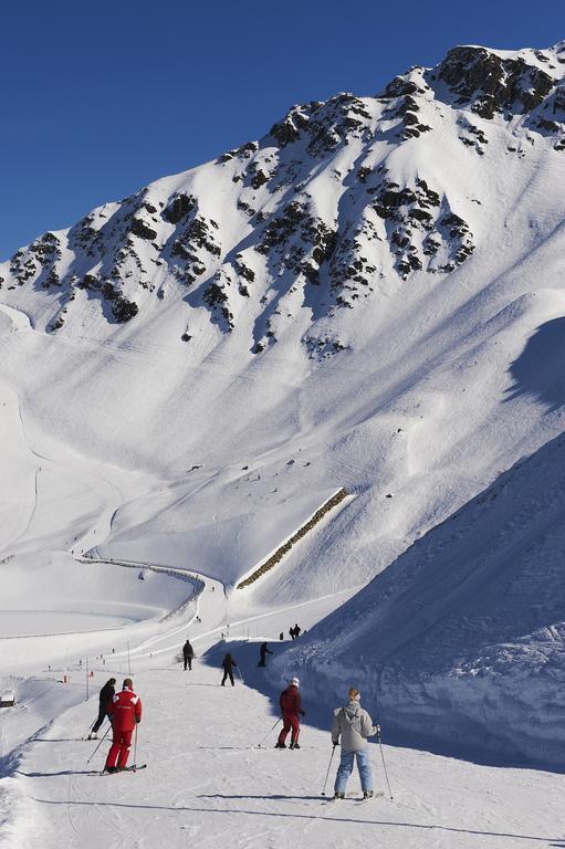 ホテル Vvf Les 7 Laux Massif De Belledonne プラプテル エクステリア 写真